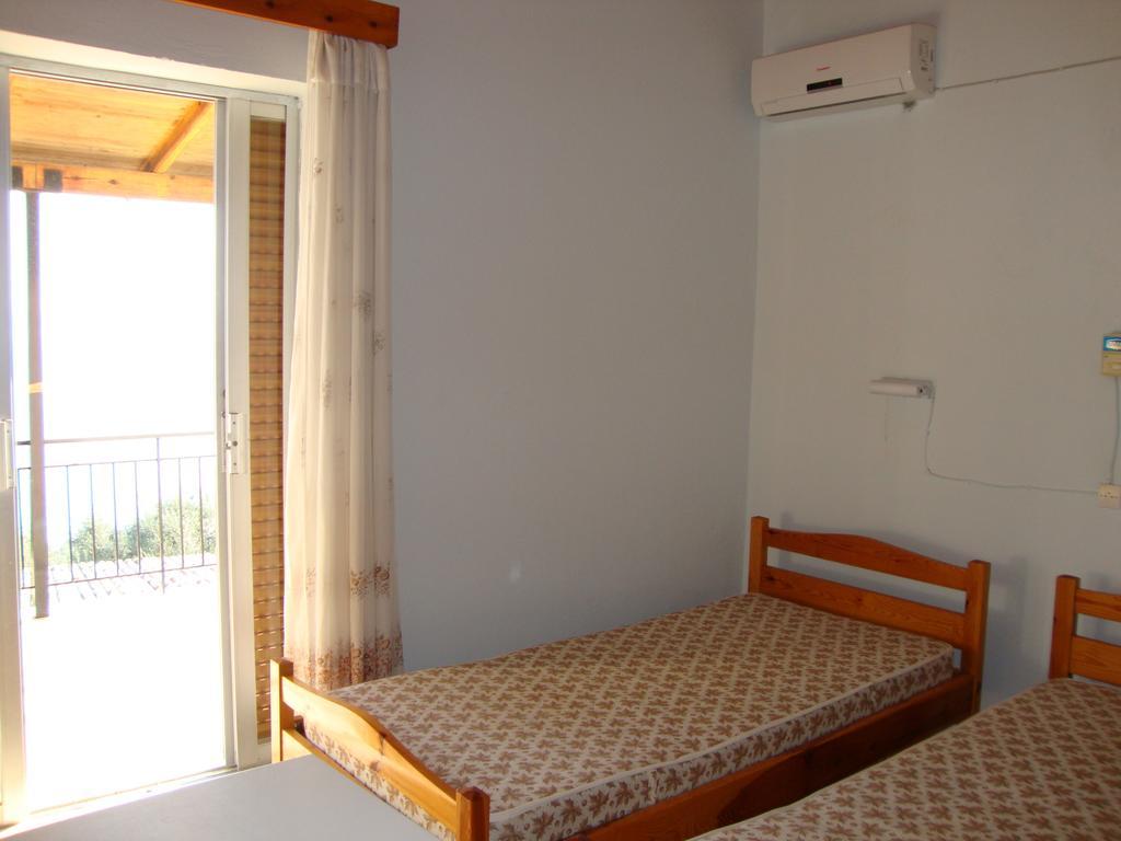 Nissaki Sea View Hotell Nisaki  Rum bild